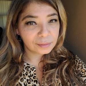 Meet your Posher, Amparo